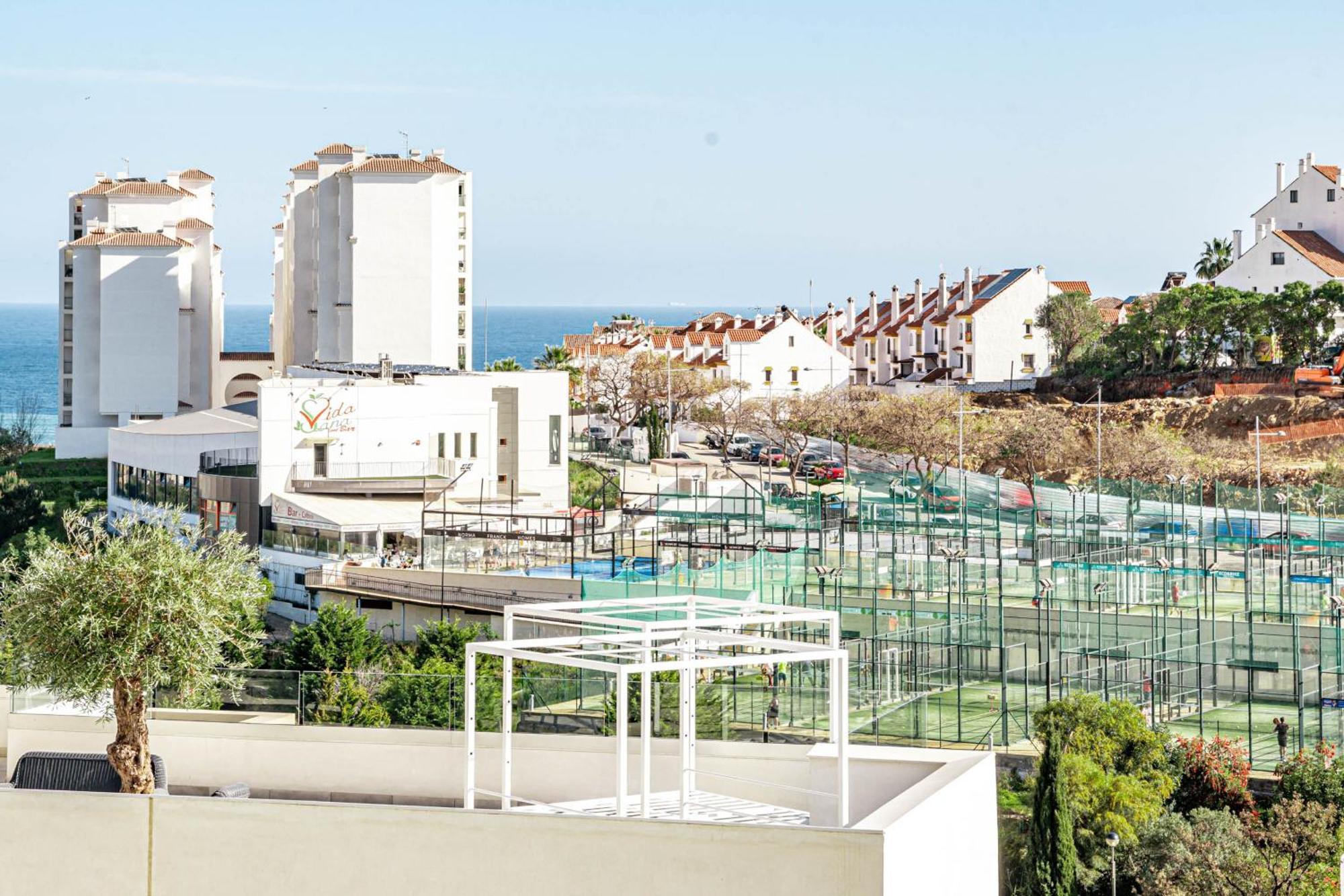 Lme133a- Stunning Flat Close To In Estepona