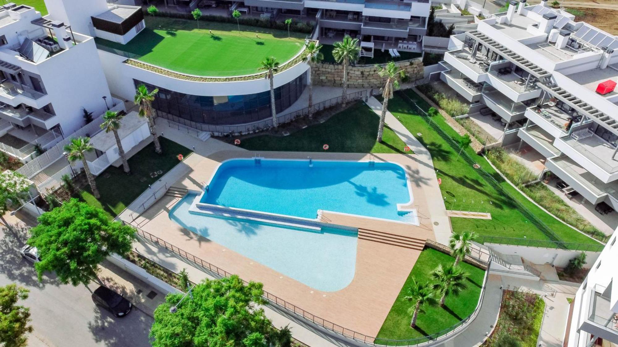Lme133a- Stunning Flat Close To In Estepona