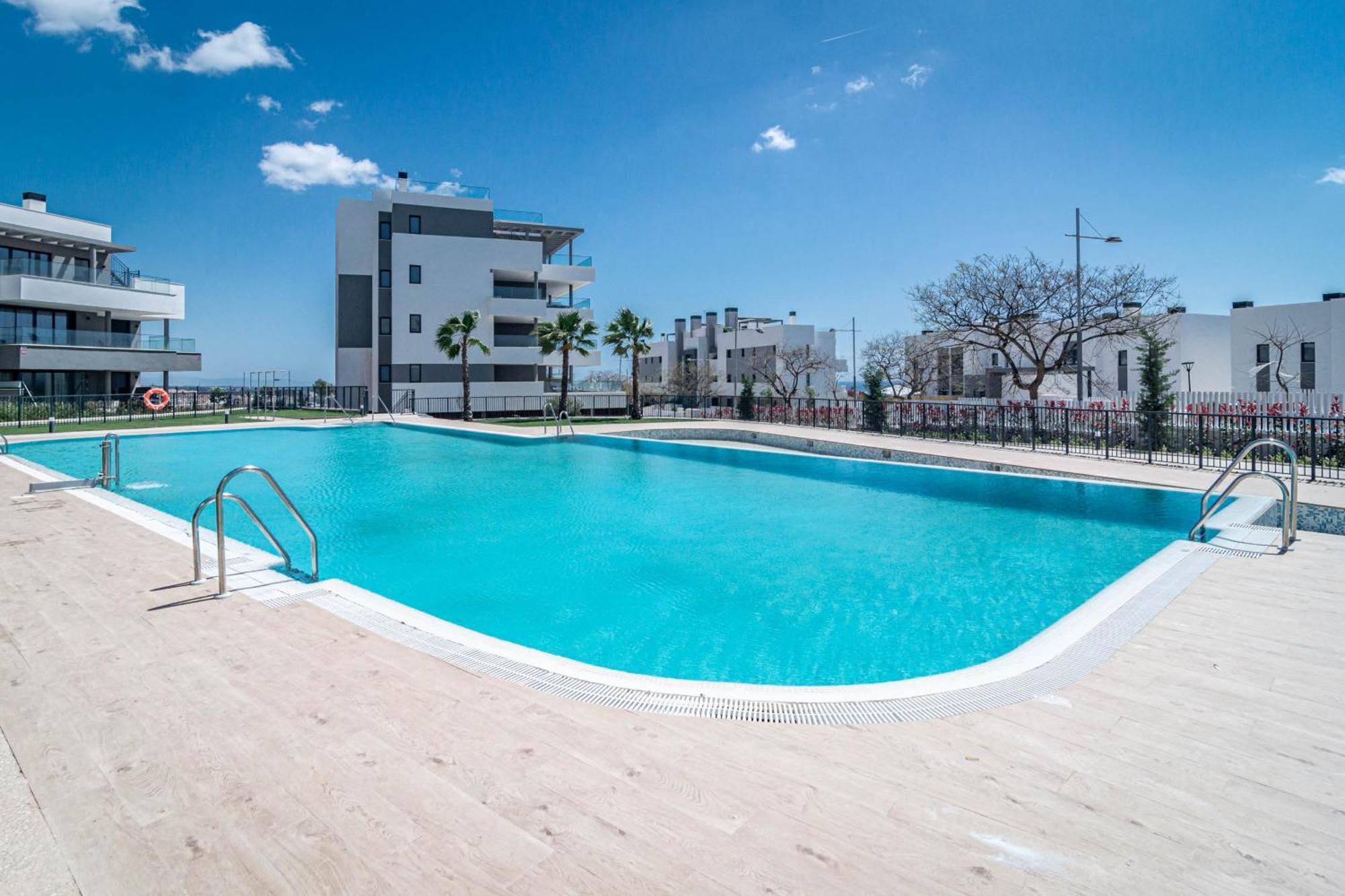 Lme133a- Stunning Flat Close To In Apartamento Estepona